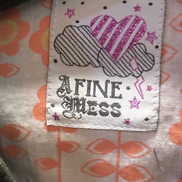 A Fine Mess Jacket - Picture 5 of 6